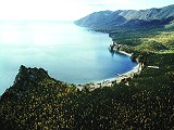 One of the most popular route is to the 'Observation Rock'. This is a view to the lake from the top